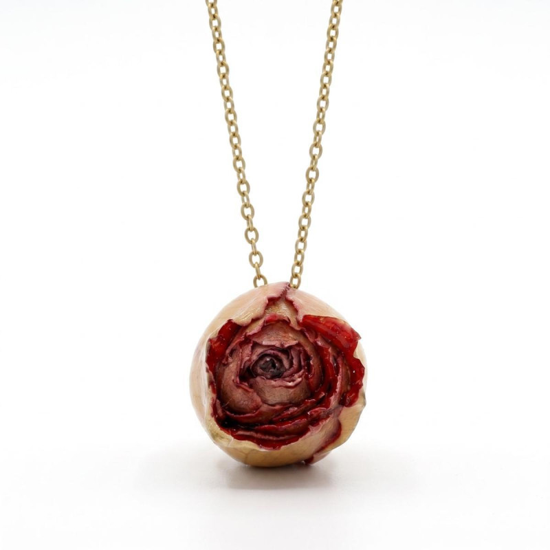 PENDENTE PETALI PREZIOSI CM 40+5 CON ROSA IN ACCIAIO