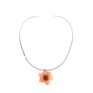 COLLANA PETALI PREZIOSI IN ACCIAIO